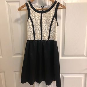 Black and white dress for many occasions
